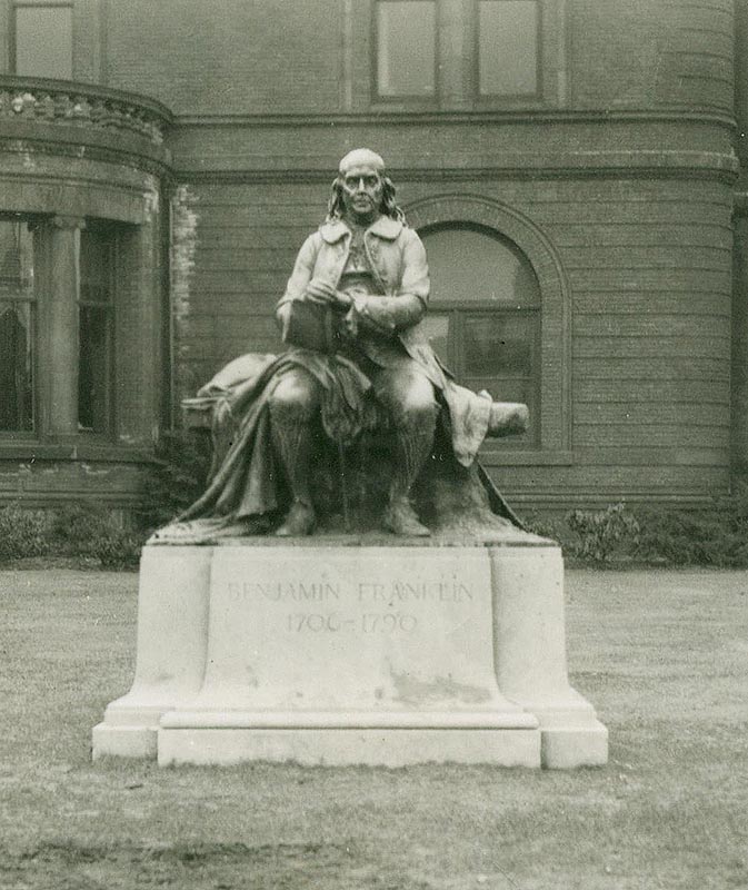 Ben Franklin statue, Silas Bronson Library, 1940s